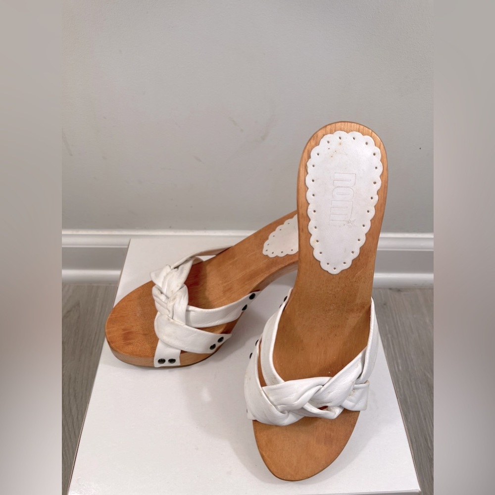 NOMI | White Braided Leather Wood Sole Y2K Mule Sandals size 8M